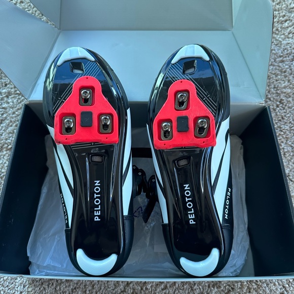 COPY - Like New Peloton delta cleats - Picture 3 of 3